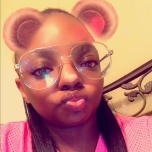 Meet your Posher, Karrington